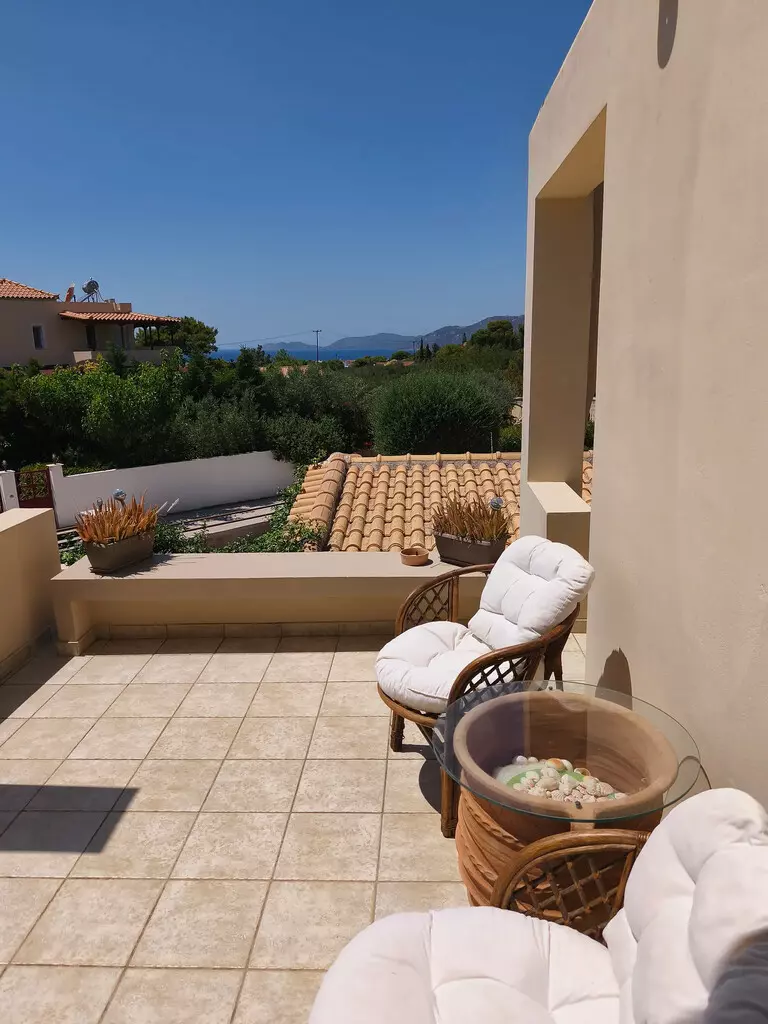 2-bedroom Maisonette In Loutraki-perachora, Greece (101 M²)