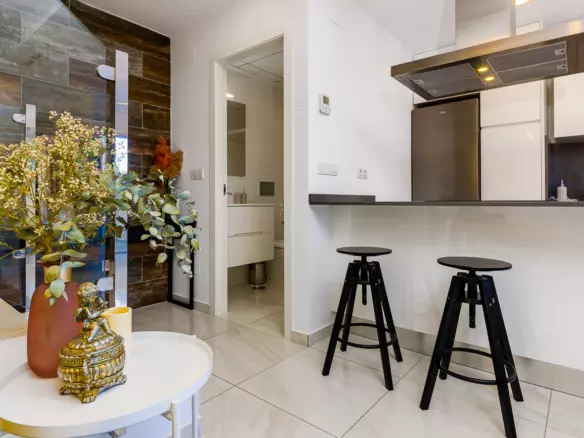 3-bedroom Town House In Villamartin, Spain (134 M²)
