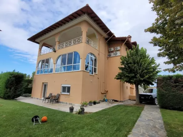 7-bedroom Detached House In Chortiatis, Greece (340 M²)