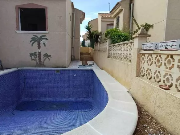 3-bedroom Villa In Algorfa, Spain (115 M²)