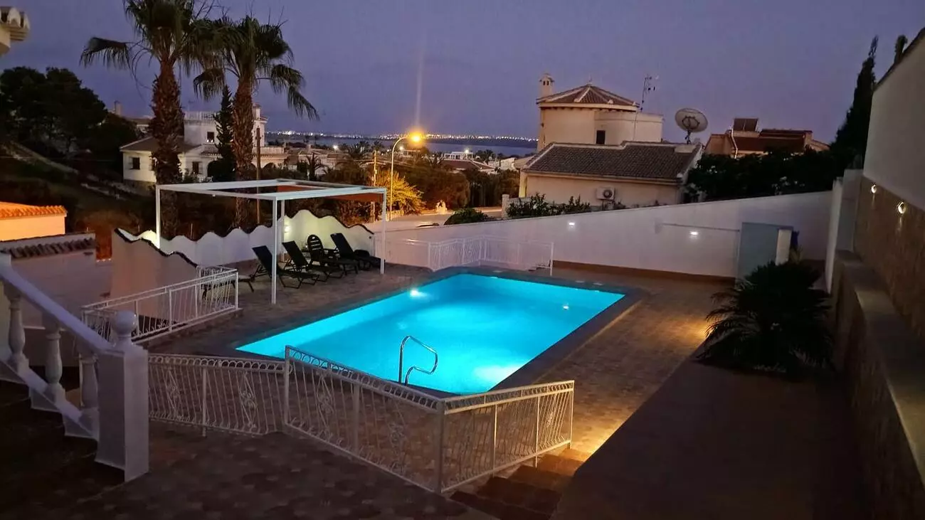 4-bedroom Villa In Ciudad Quesada, Spain (266 M²)