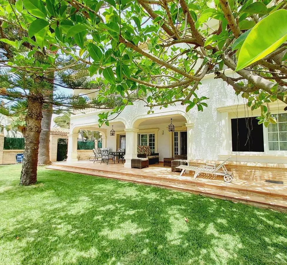 7-bedroom Villa In Orihuela Costa, Spain