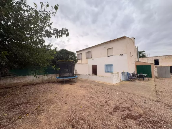 5-bedroom Country House In Villena, Spain (400 M²)