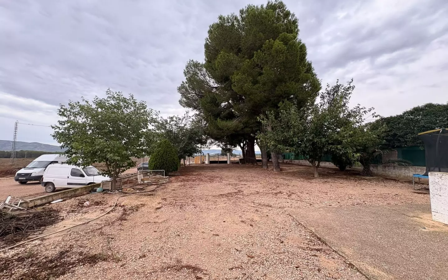 5-bedroom Country House In Villena, Spain (400 M²)
