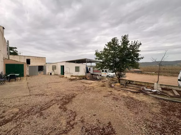 5-bedroom Country House In Villena, Spain (400 M²)