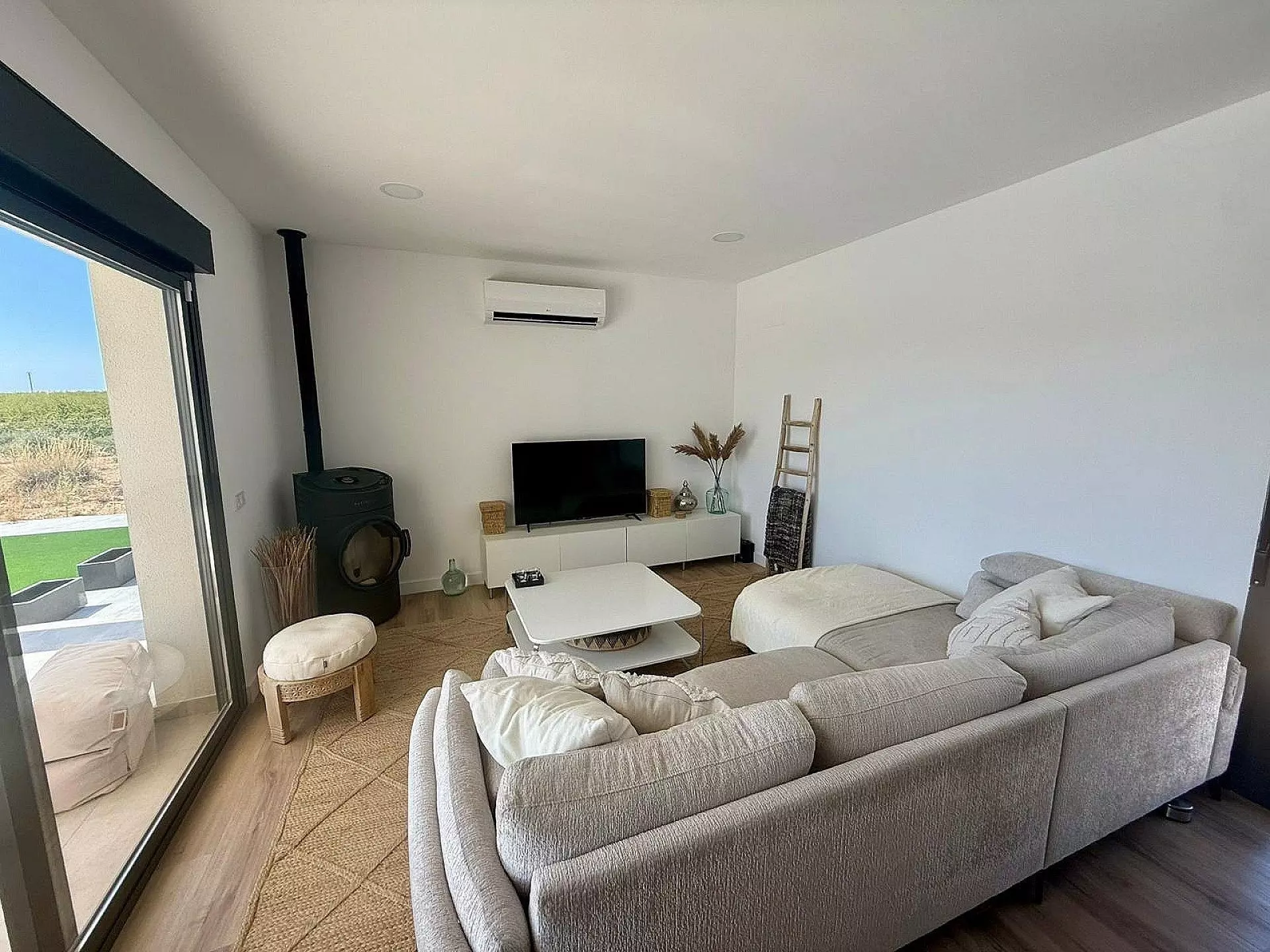 w_g_ncw67ogh8bf32zx4tsao-2ac46c 3-bedroom Detached Villa In Pinoso, Spain (153 M²)