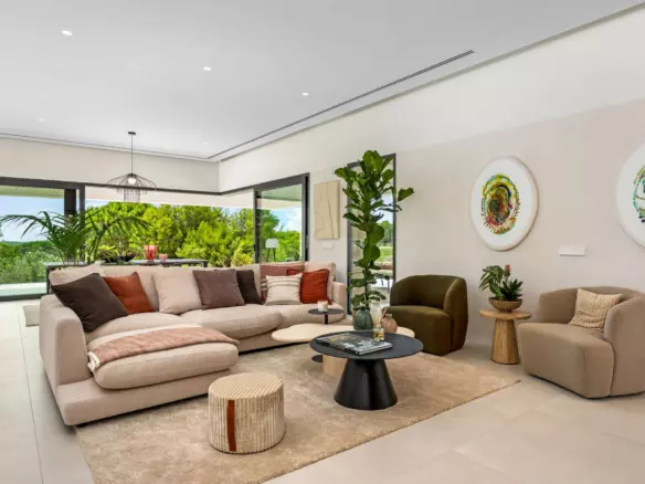 3-bedroom Villa In Orihuela Costa, Spain (179 M²)