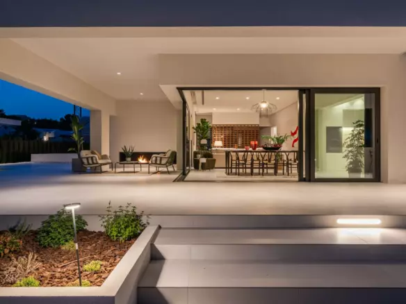 3-bedroom Villa In Orihuela Costa, Spain (179 M²)