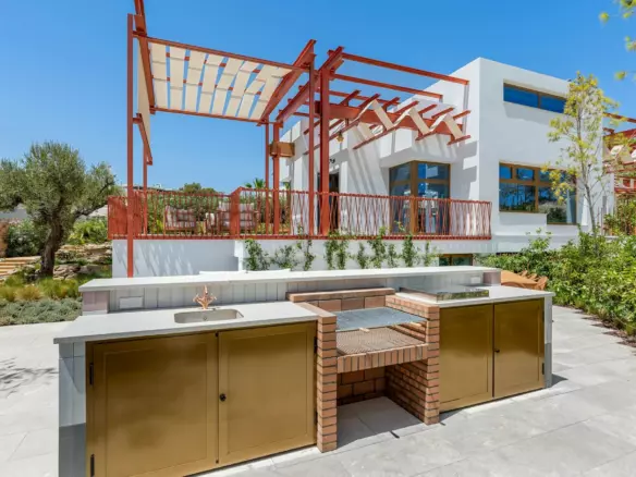 3-bedroom Villa In Orihuela Costa, Spain (211 M²)