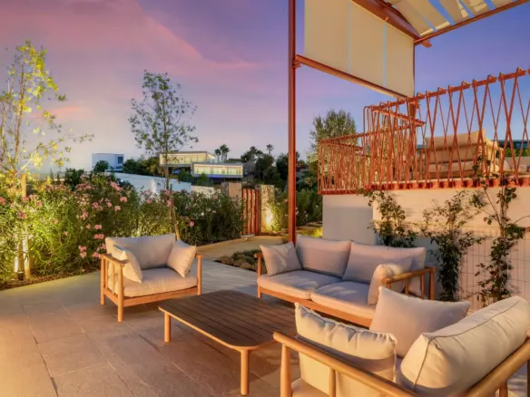 3-bedroom Villa In Orihuela Costa, Spain (211 M²)