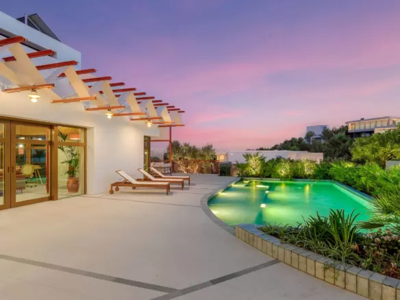 3-bedroom Villa In Orihuela Costa, Spain (211 M²)