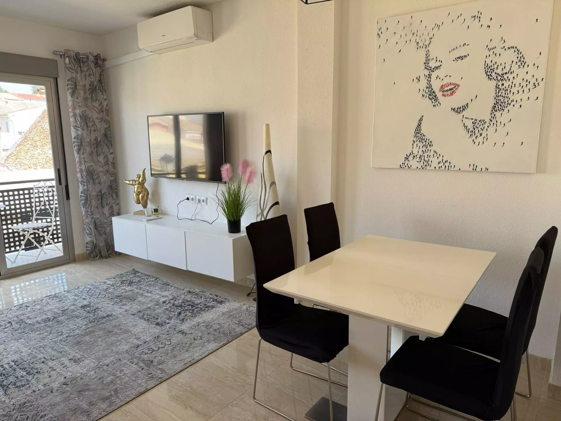 3-bedroom Townhouse In Pinoso, Spain (190 M²)