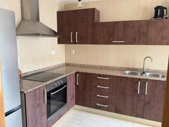 3-bedroom Townhouse In Pinoso, Spain (190 M²)