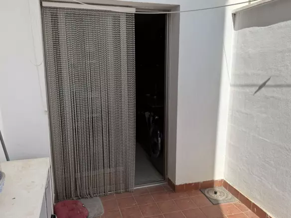 3-bedroom Townhouse In Pinoso, Spain (190 M²)
