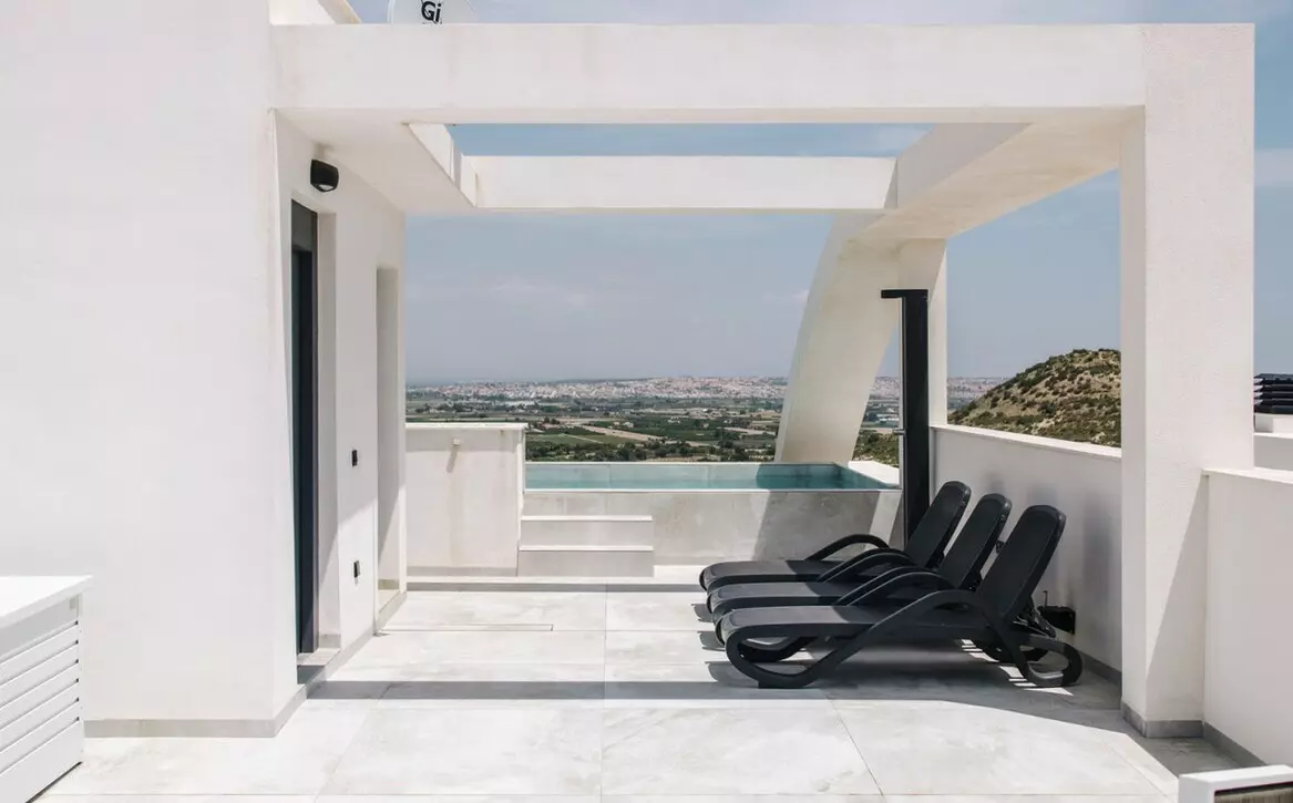 4-bedroom Apartment In Rojales, Spain (240 M²)