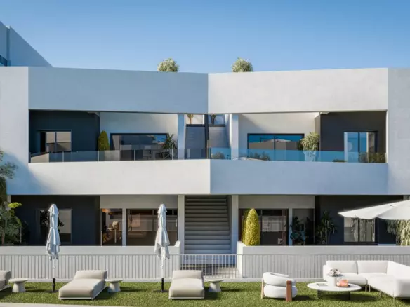 2-bedroom Villa In San Miguel De Salinas, Spain (68 M²)