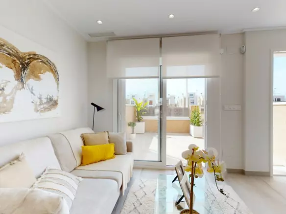 3-bedroom Town House In Pilar De La Horadada, Spain (81 M²)
