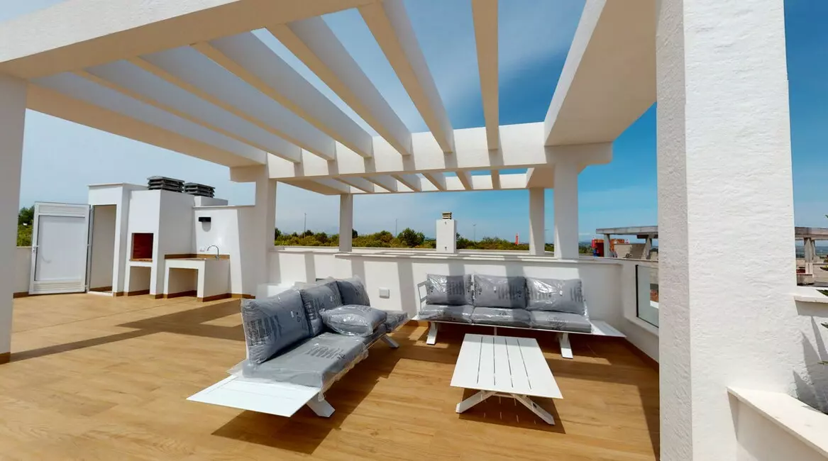 2-bedroom Bungalow In Torrevieja, Spain (131 M²)