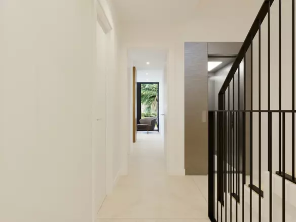 3-bedroom Villa In Monforte Del Cid, Spain (354 M²)