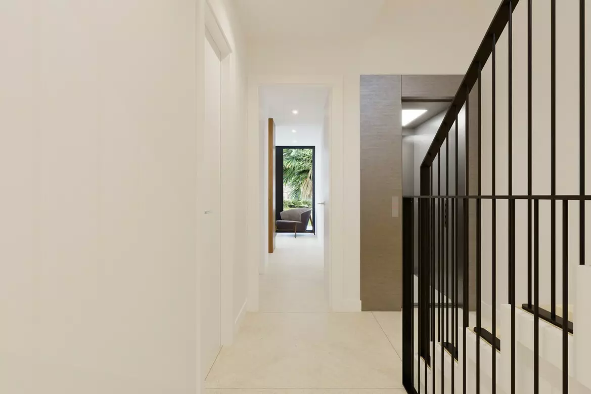 3-bedroom Villa In Monforte Del Cid, Spain (354 M²)