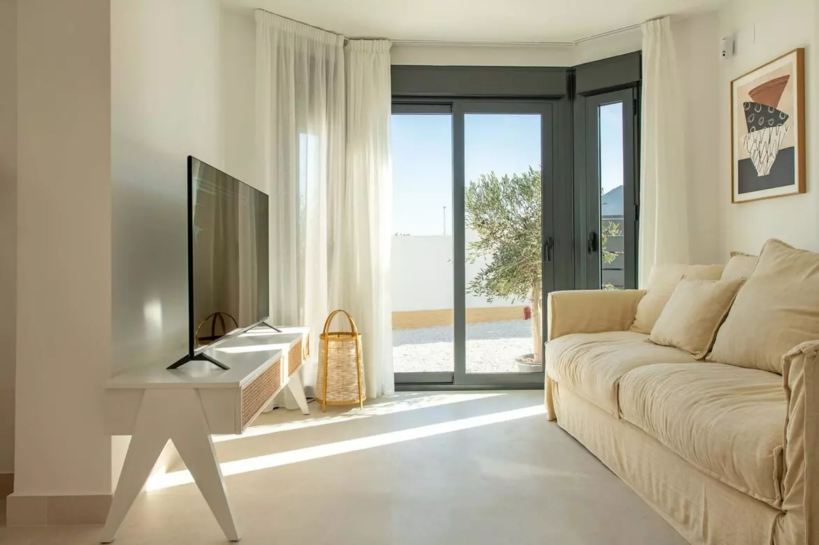 3-bedroom Villa In Cox, Spain (101 M²)