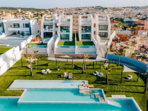 4-bedroom Apartment In Rojales, Spain (240 M²)
