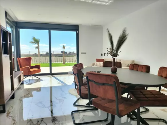 3-bedroom Villa In Pilar De La Horadada, Spain (121 M²)