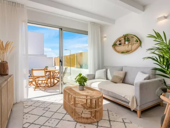 3-bedroom Apartment In Dolores, Spain (91 M²)