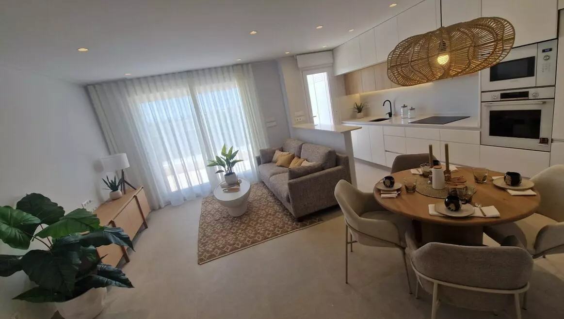 3-bedroom Villa In Pilar De La Horadada, Spain (75 M²)