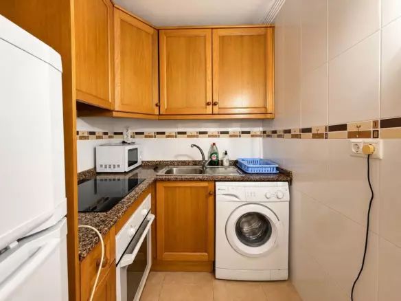 2-bedroom Apartment In Torrevieja, Spain (58 M²)
