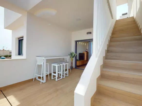 2-bedroom Bungalow In Torrevieja, Spain (131 M²)
