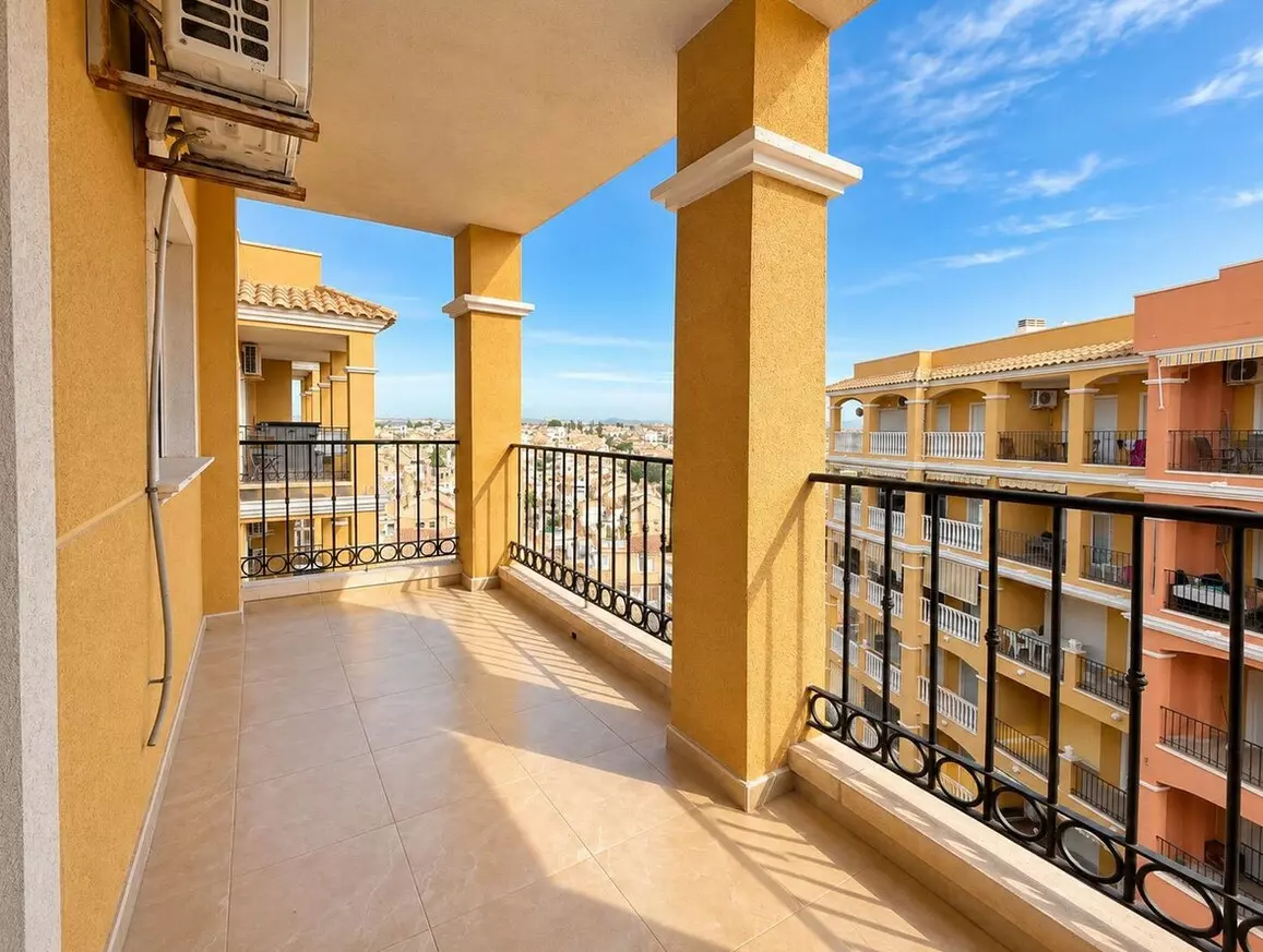 2-bedroom Apartment In Torrevieja, Spain (58 M²)