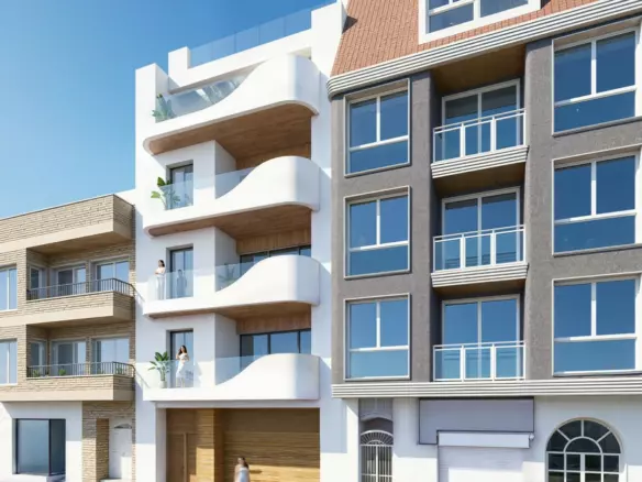 4-bedroom Apartment In Torrevieja, Spain (165 M²)