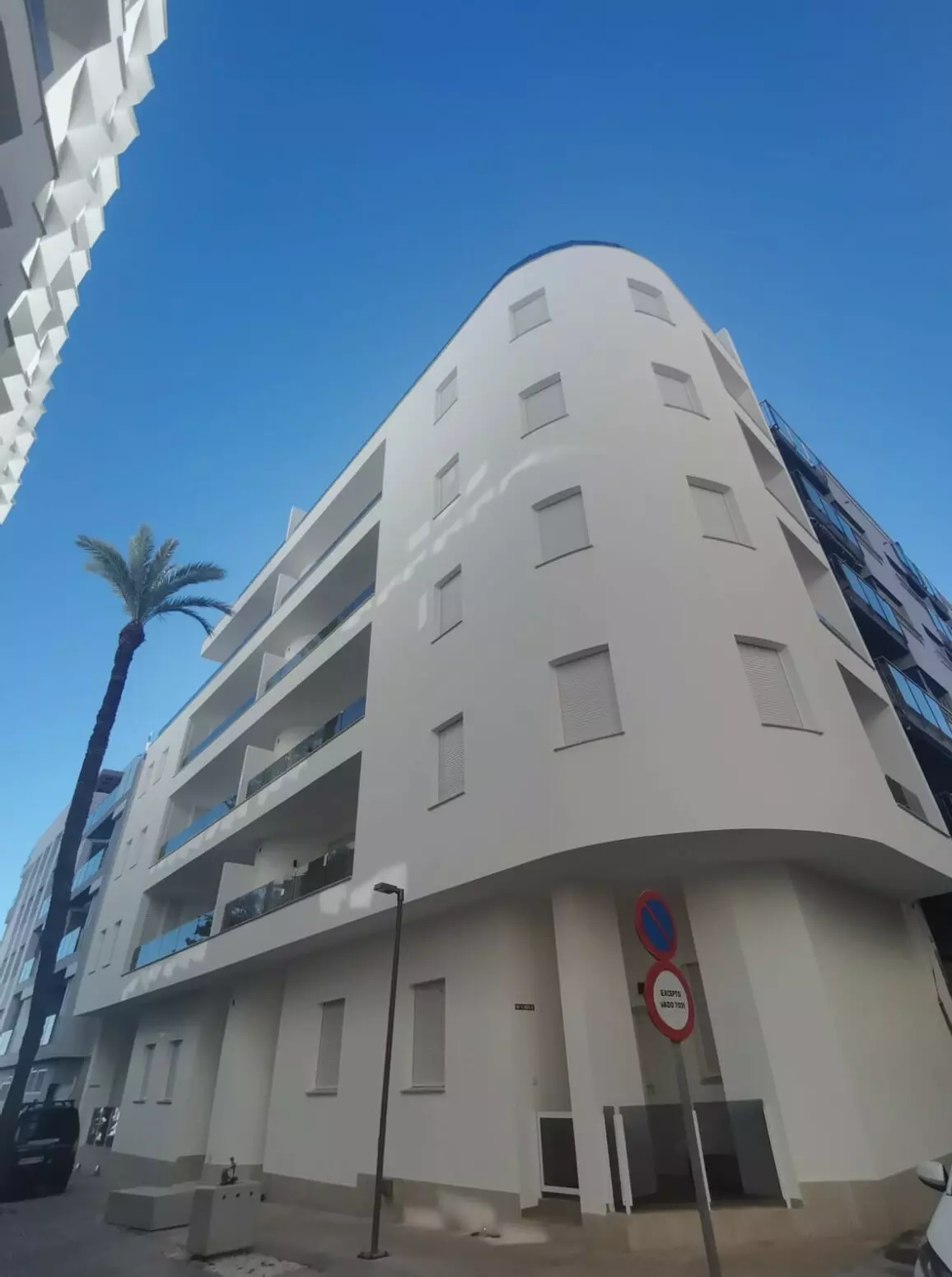 2-bedroom Apartment In Torrevieja, Spain (93 M²)