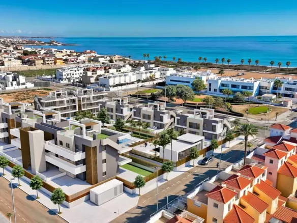 3-bedroom Apartment In Pilar De La Horadada, Spain (81 M²)