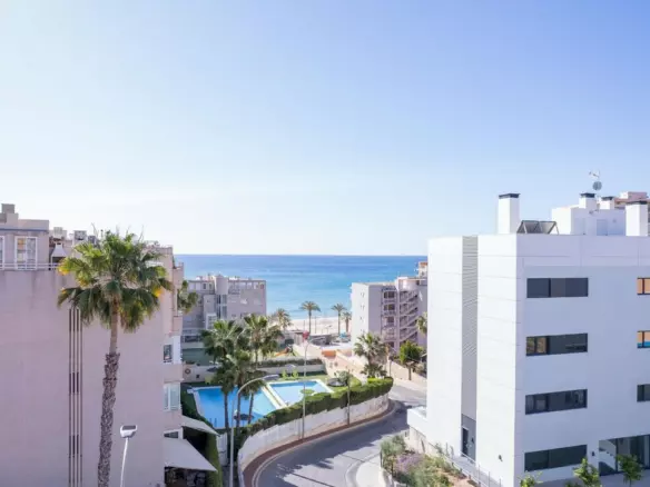 3-bedroom Apartment In El Campello, Spain (71 M²)
