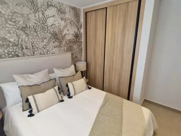 3-bedroom Villa In Pilar De La Horadada, Spain (75 M²)
