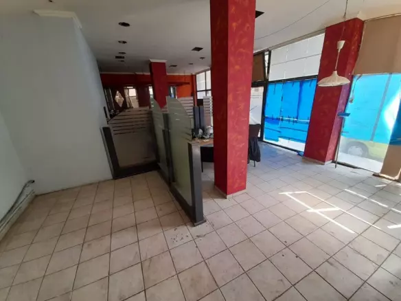 Commercial Property In Menemeni, Greece (100 M²)