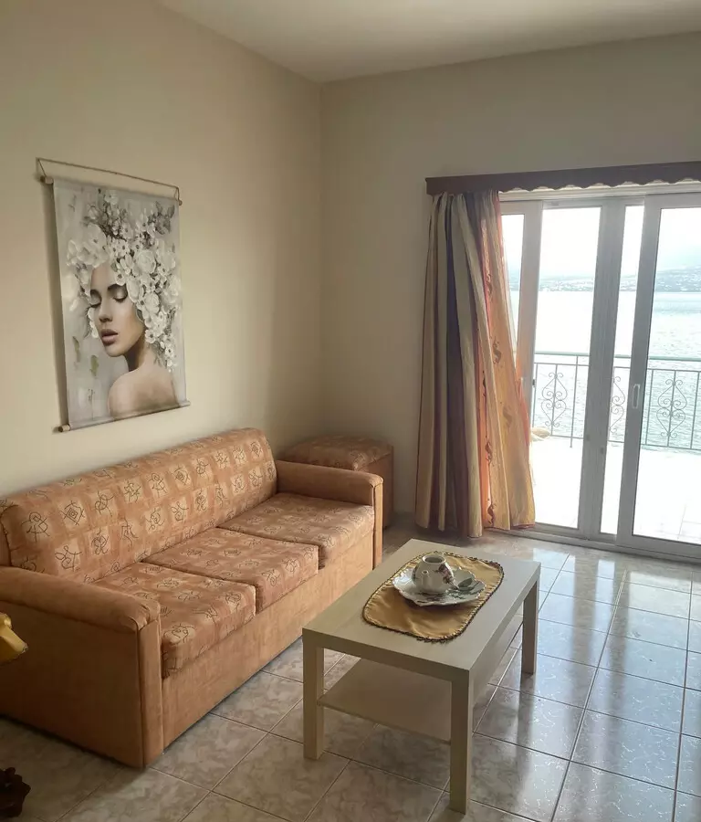 2-bedroom Detached House In Salamina, Greece (95 M²)