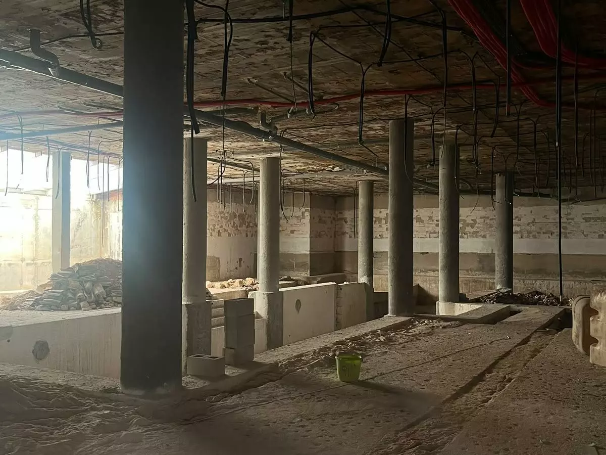 Commercial Unit In Torrevieja, Spain (1.354 M²)