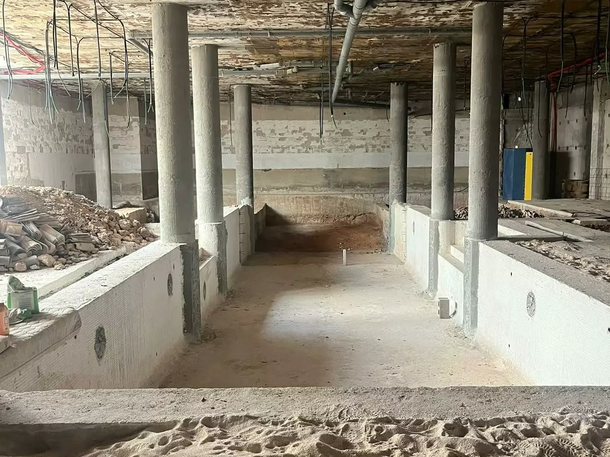 Commercial Unit In Torrevieja, Spain (1.354 M²)