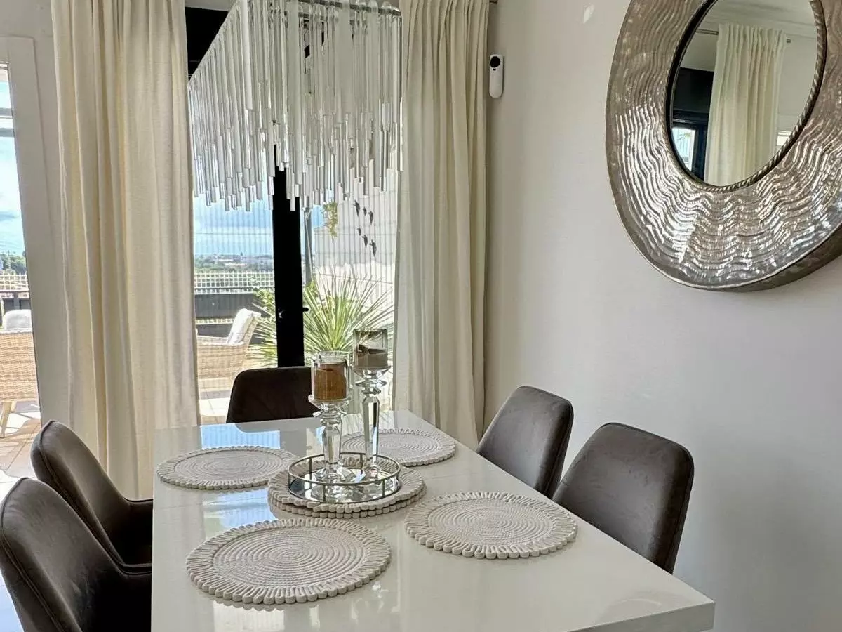 3-bedroom Duplex In Orihuela Costa, Spain (185 M²)