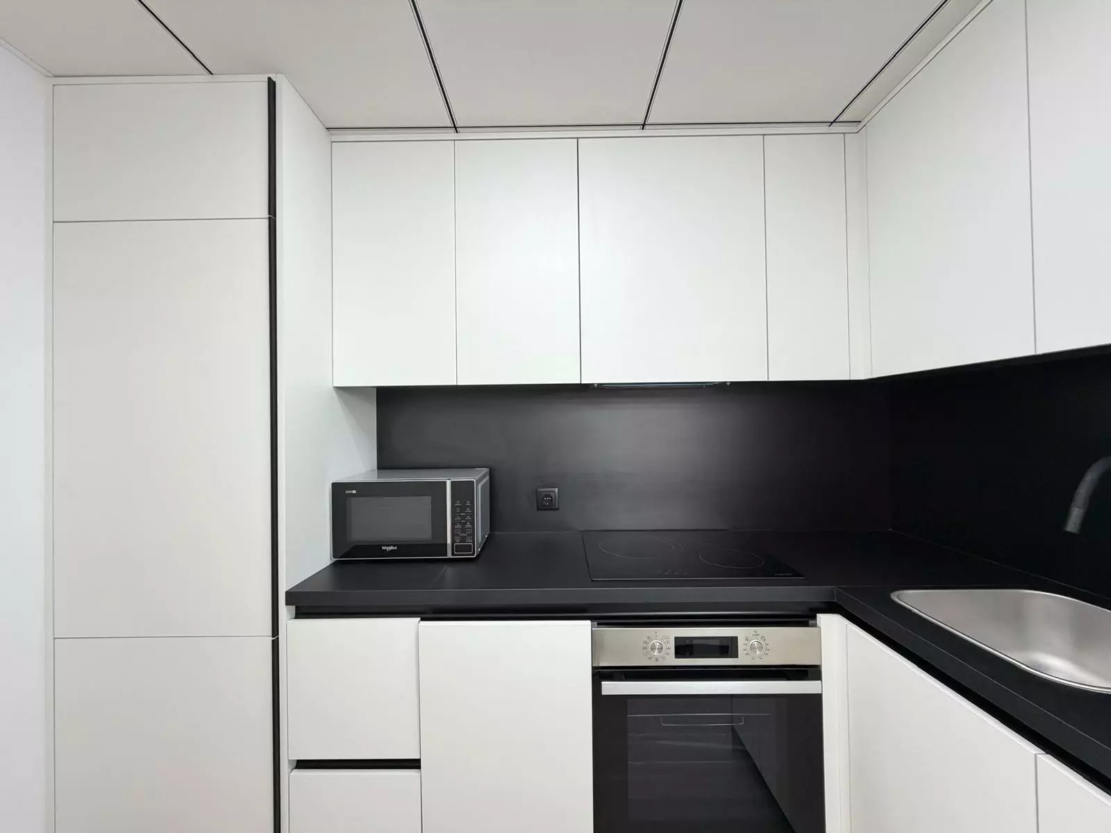 2-bedroom Apartment In Torrevieja, Spain (68 M²)