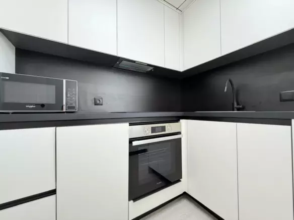 2-bedroom Apartment In Torrevieja, Spain (68 M²)
