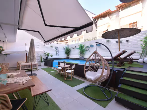 Hotel In Katerini, Greece (490 M²)