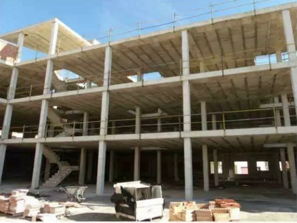 Property In Los Montesinos, Spain (1.965 M²)