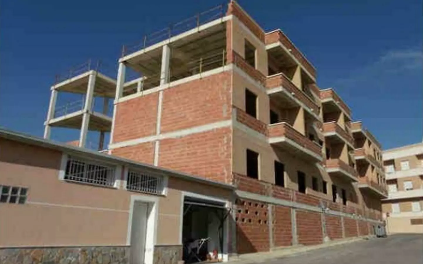 Property In Los Montesinos, Spain (1.965 M²)