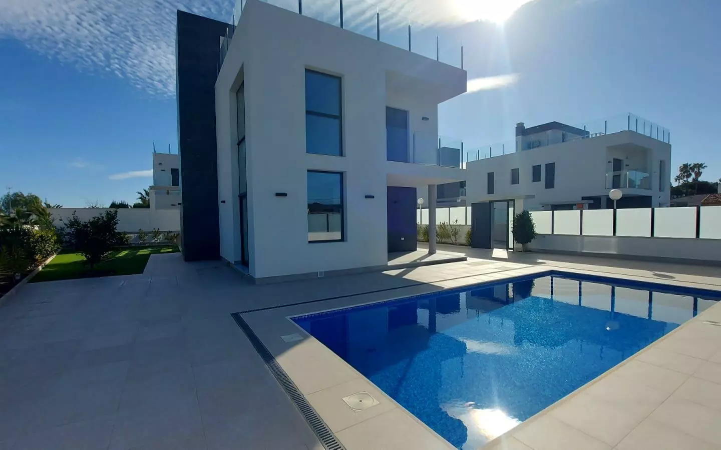 3-bedroom Villa In Torrevieja, Spain (190 M²)