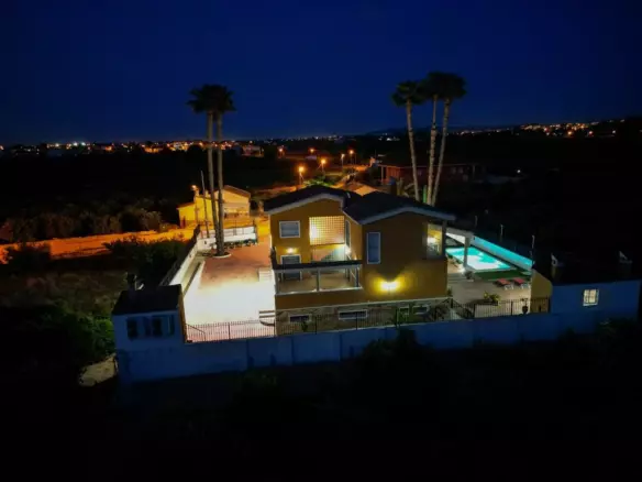 5-bedroom Villa In Orihuela, Spain (500 M²)