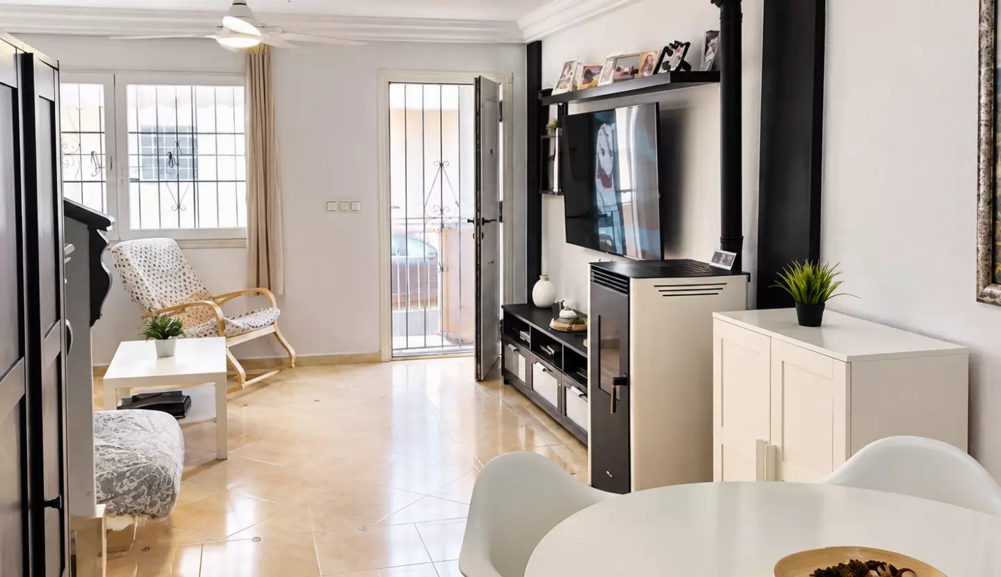 4-bedroom Villa In Almoradi, Spain (210 M²)
